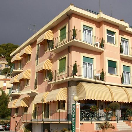Marina dʼAndora Hotel Garden מראה חיצוני תמונה