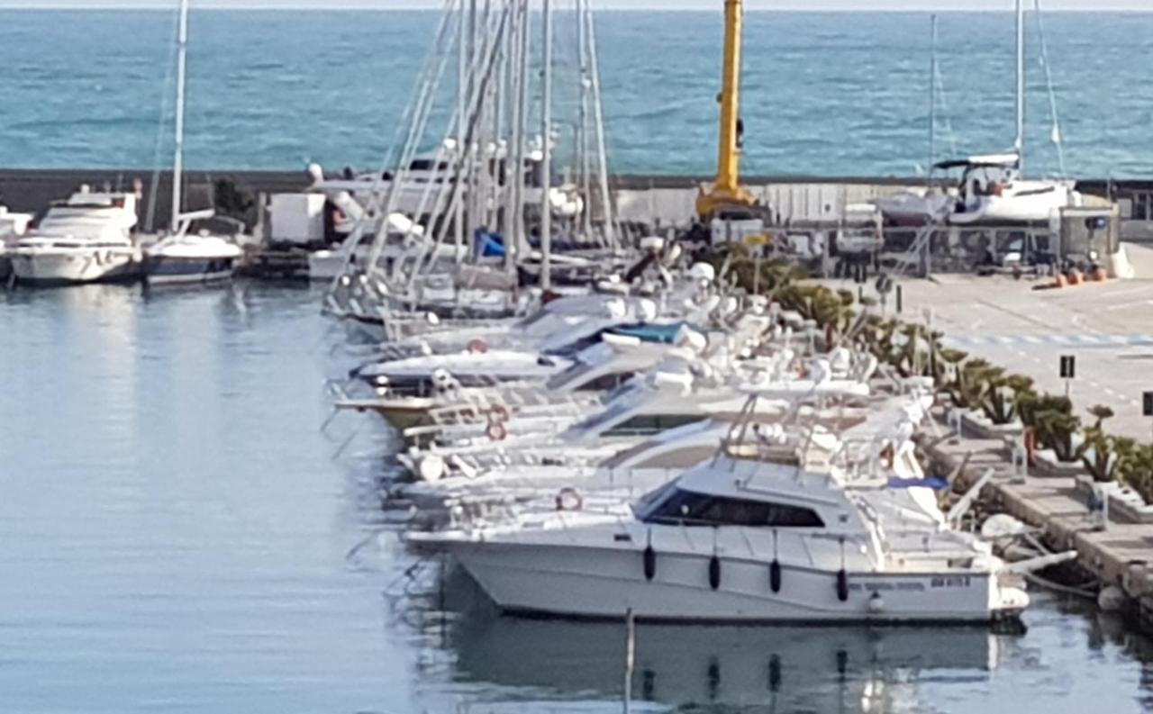 Marina dʼAndora Hotel Garden מראה חיצוני תמונה